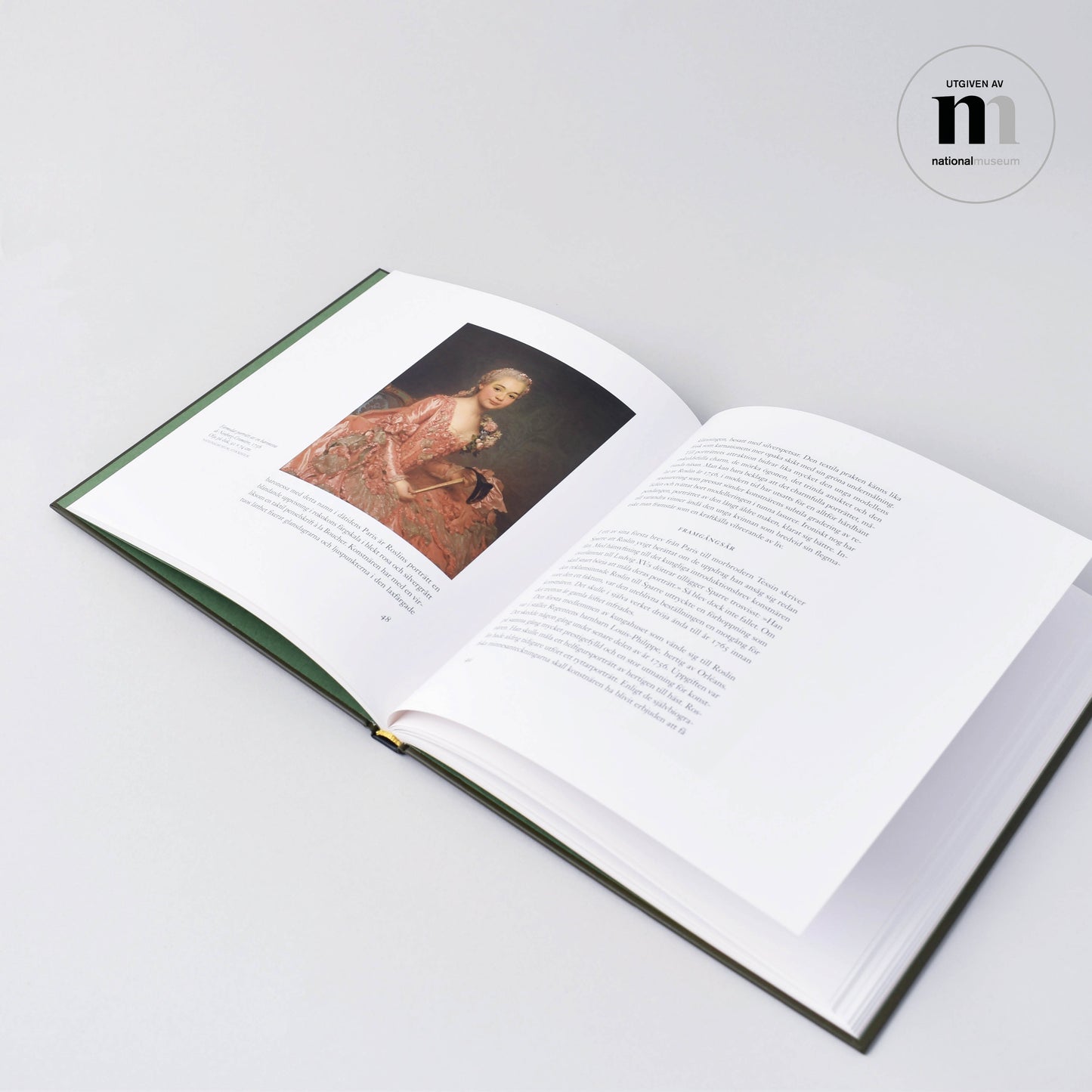 uppslag i bok om Roslin utgiven av Nationalmuseum