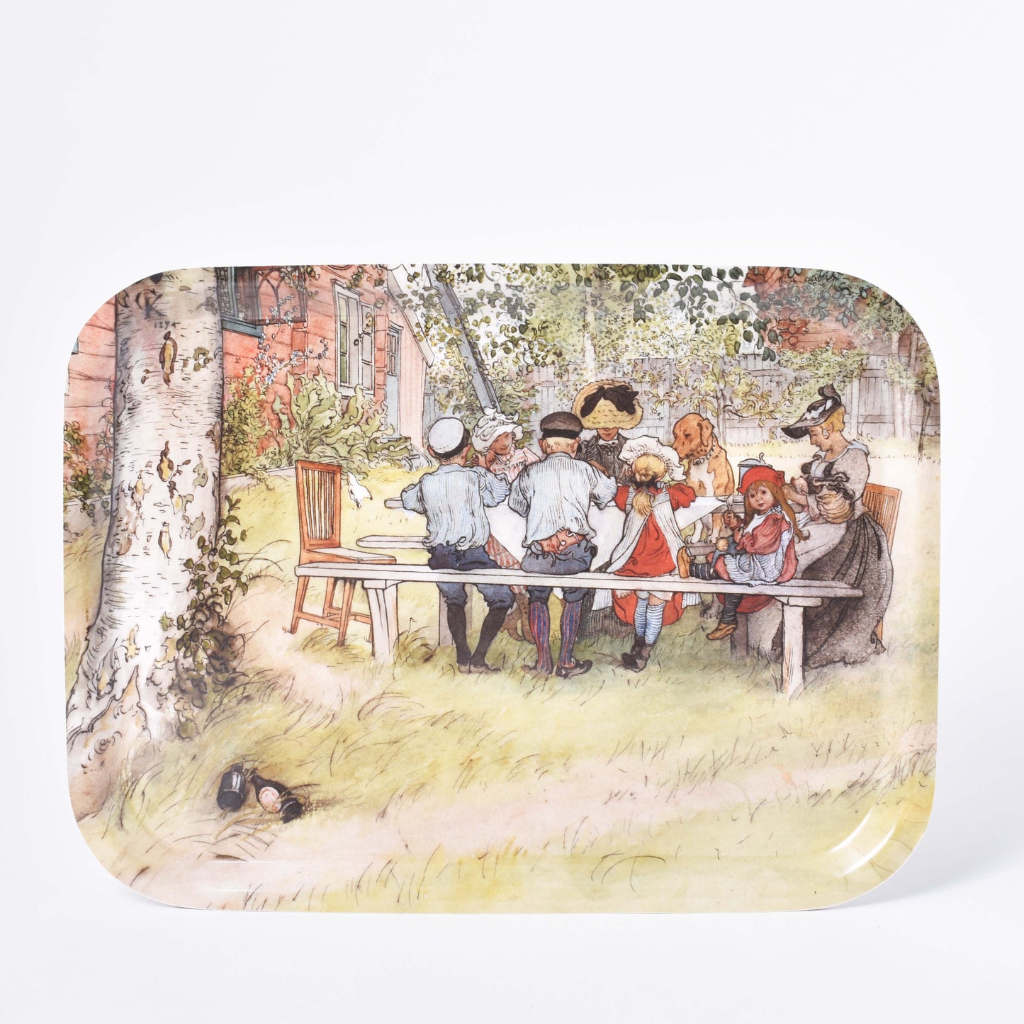 Rektangulär bricka med motiv av Carl Larssons Frukost under stora björken