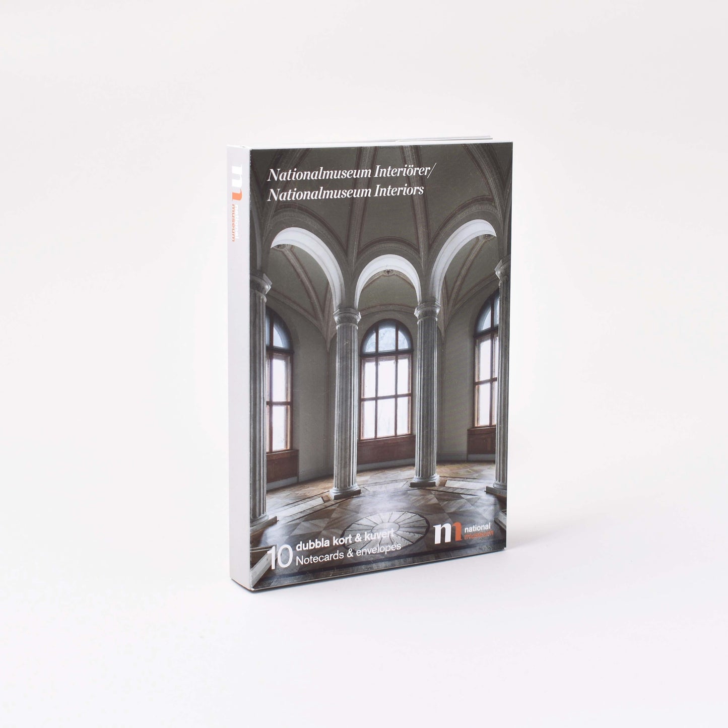 mapp med konstkort med bilder från nationalmuseums interiörer