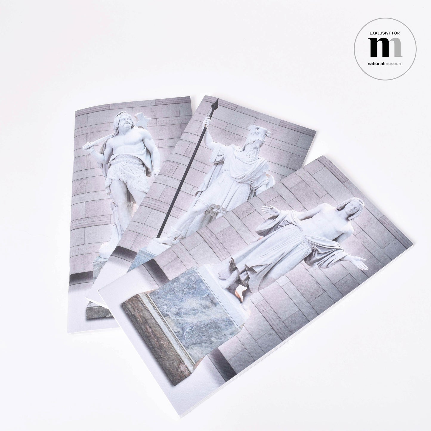 Anteckningshäfter med asagudarna Tor, Oden och Balder från Nationalmuseum