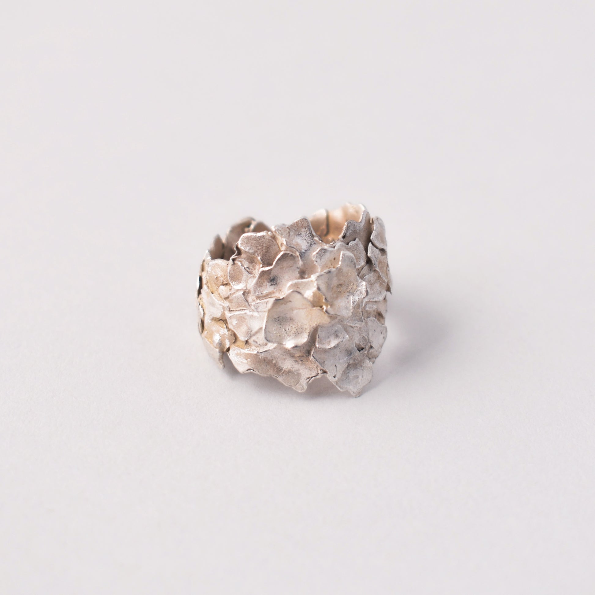 ring i 925 silver exklusiv för Nationalmuseum Shop designad av Ovrebruket