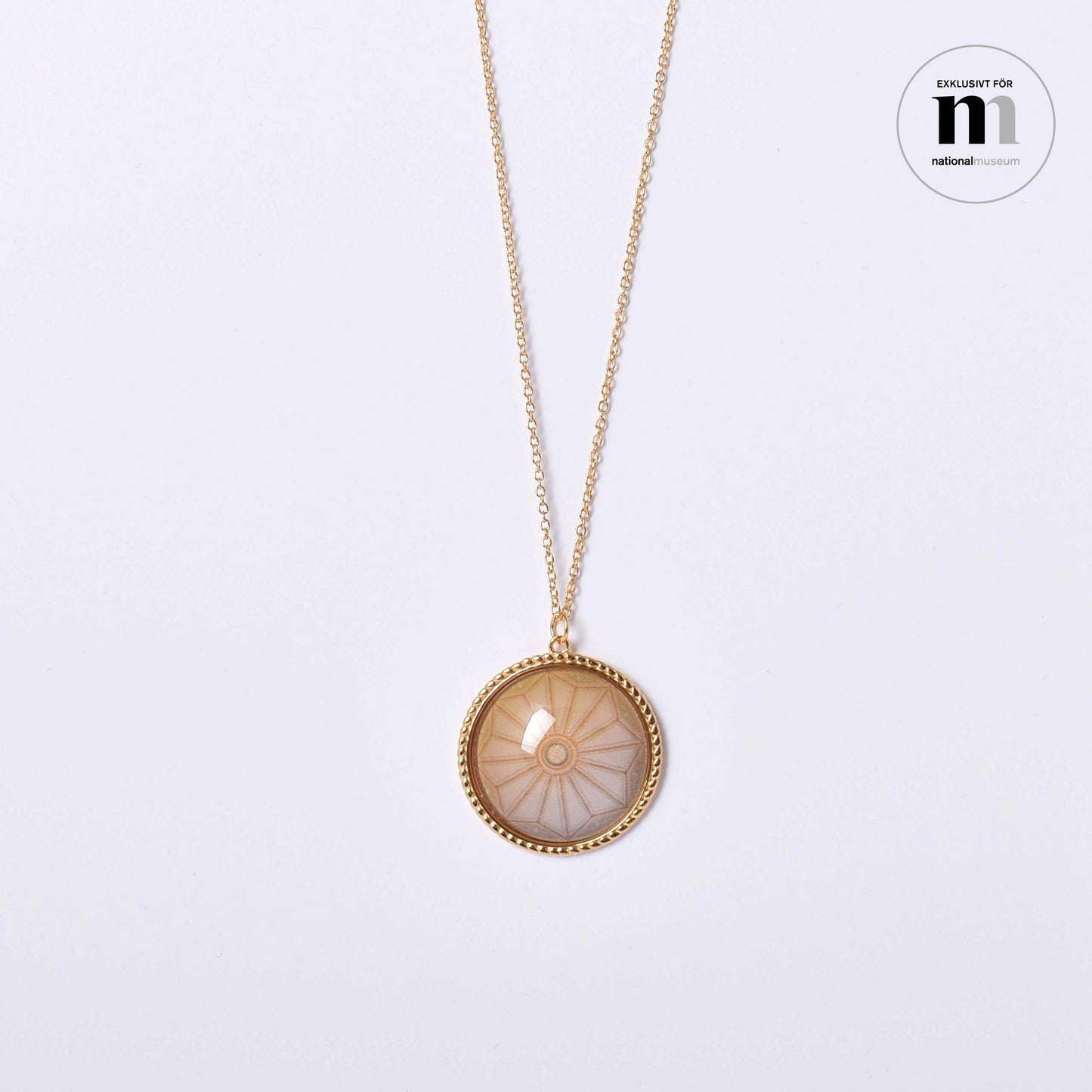 halsband med takrosett från nationalmuseum