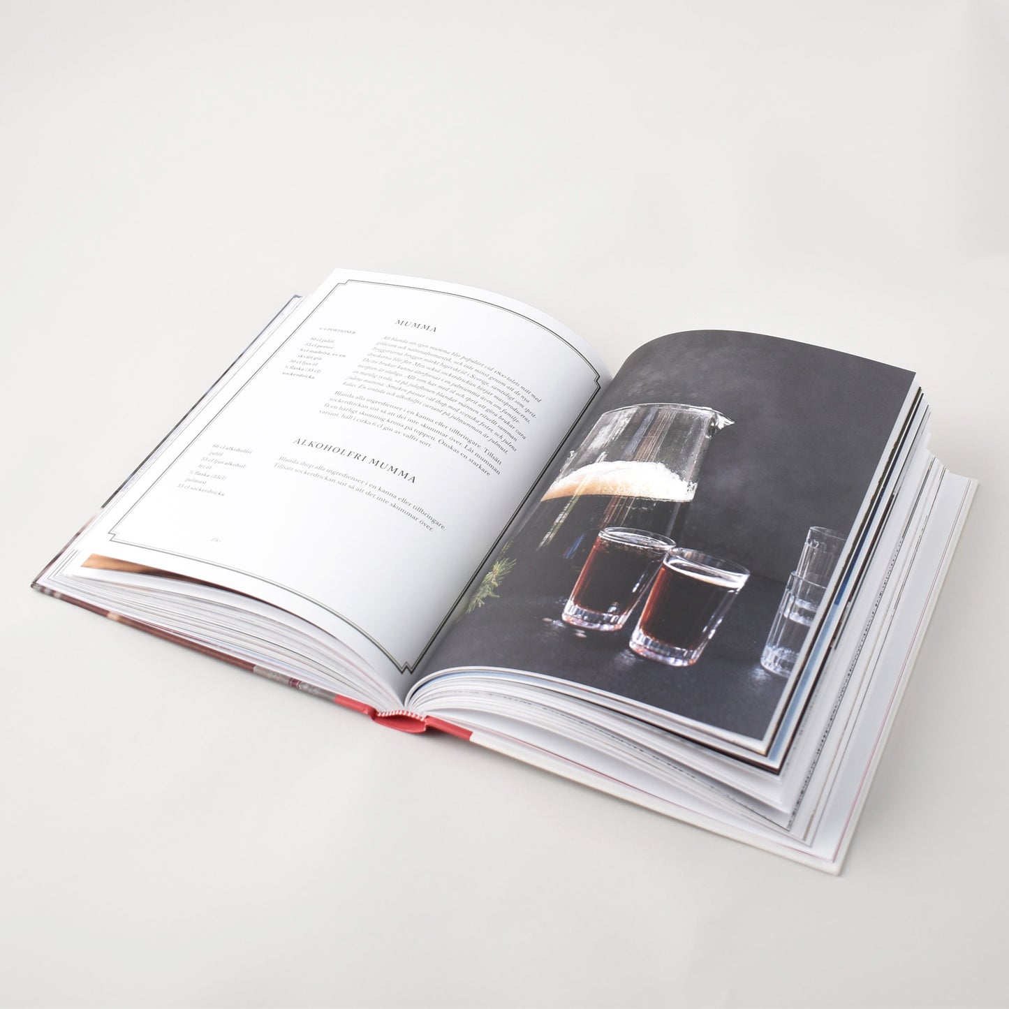 Fotografi i julkokboken Min barndoms Jul föreställande Mumma