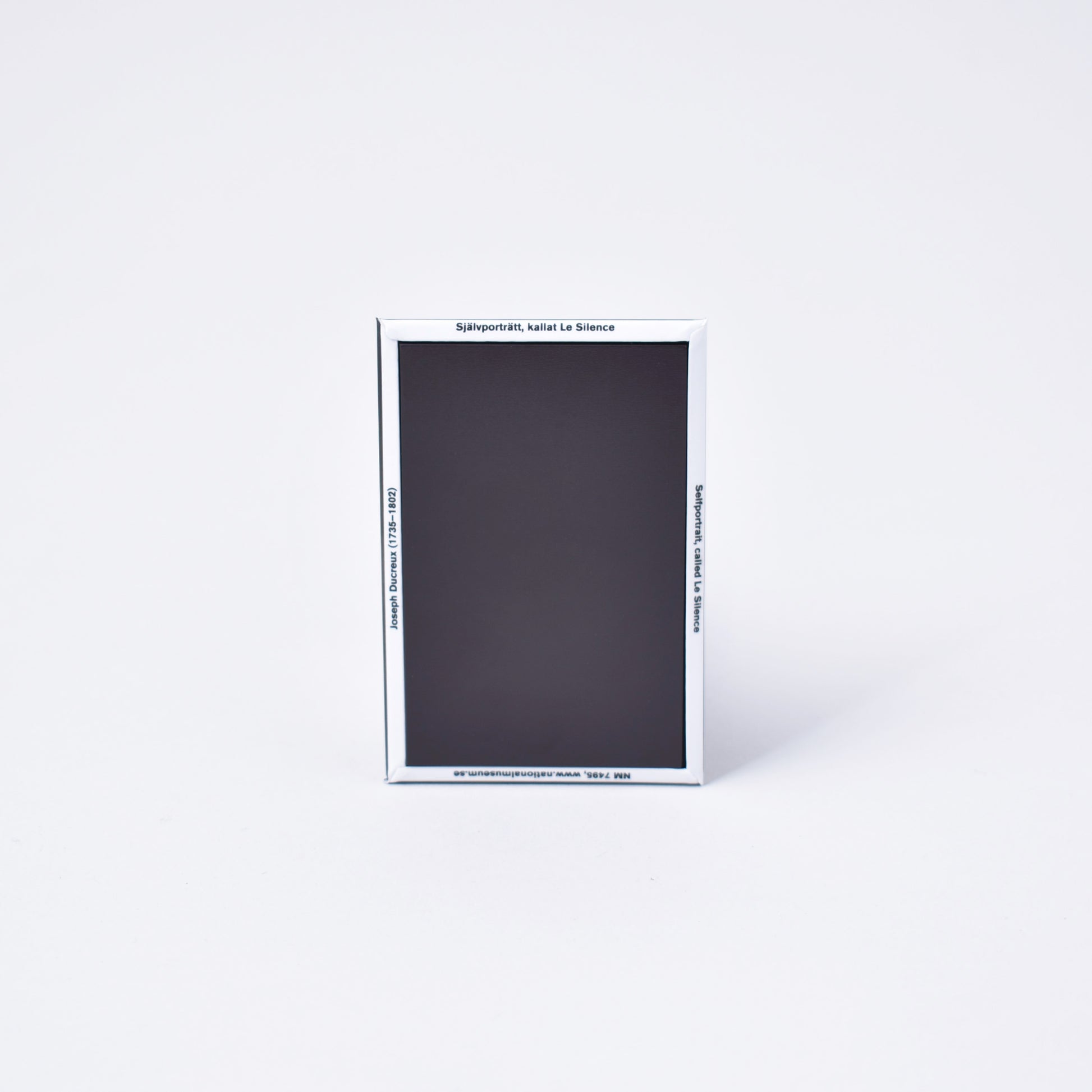 Baksida av kylskåpsmagnet från Nationalmuseum