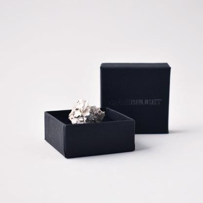 Handgjord ring av silver från Ovrebruket för Nationalmuseum