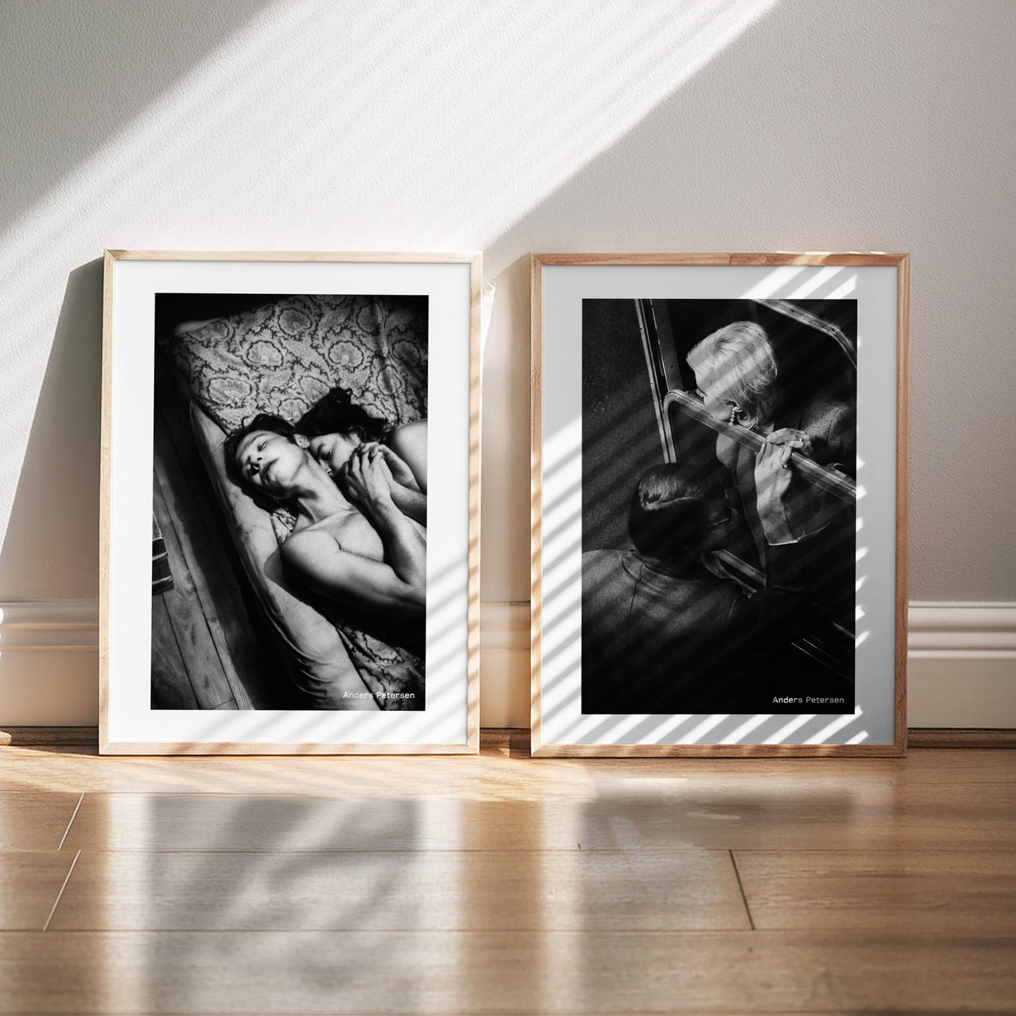 två affischer med svartvita fotografier av Anders Petersen för Nationalmuseum