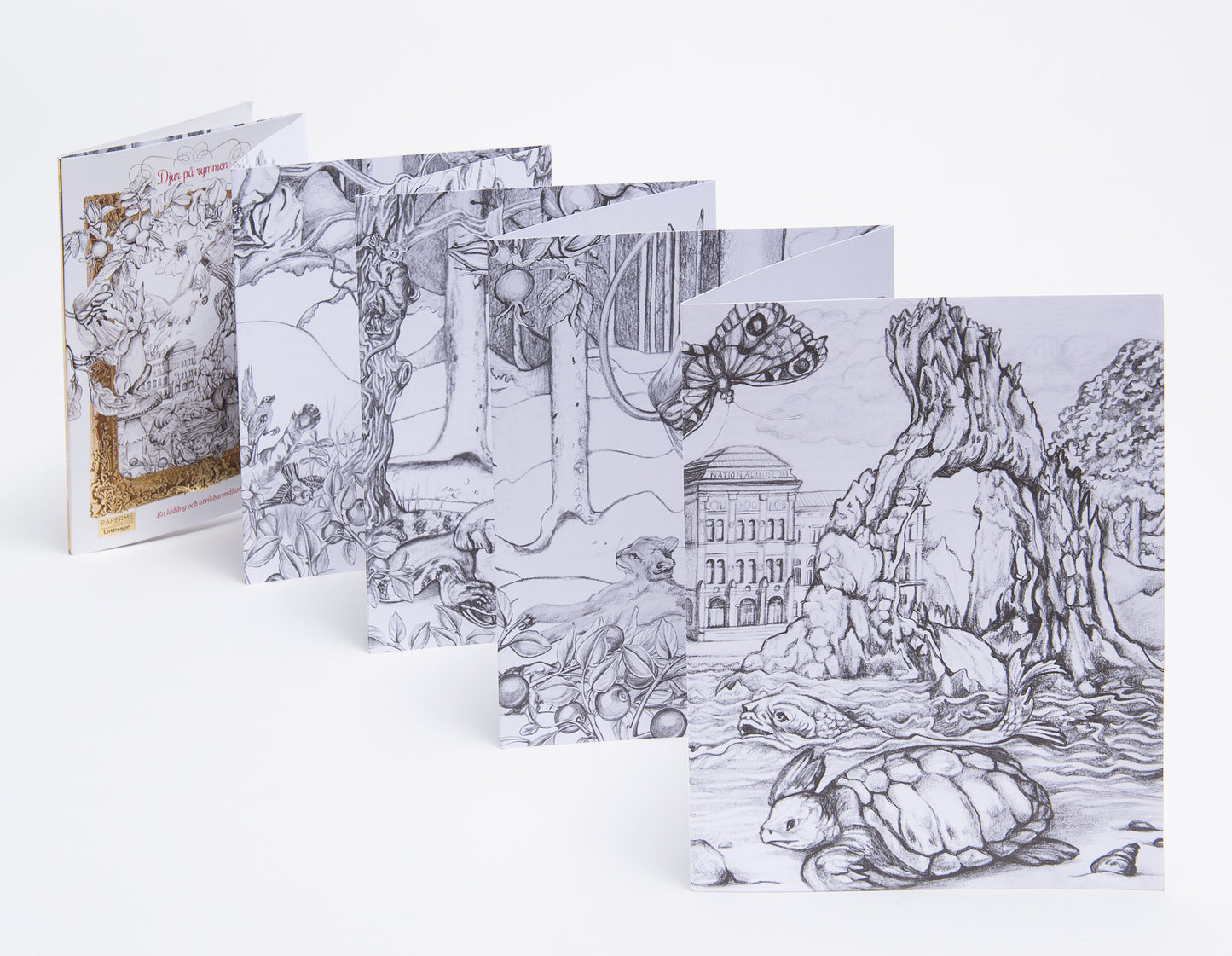 Utfälld målarbok med motiv av Djur på rymmen