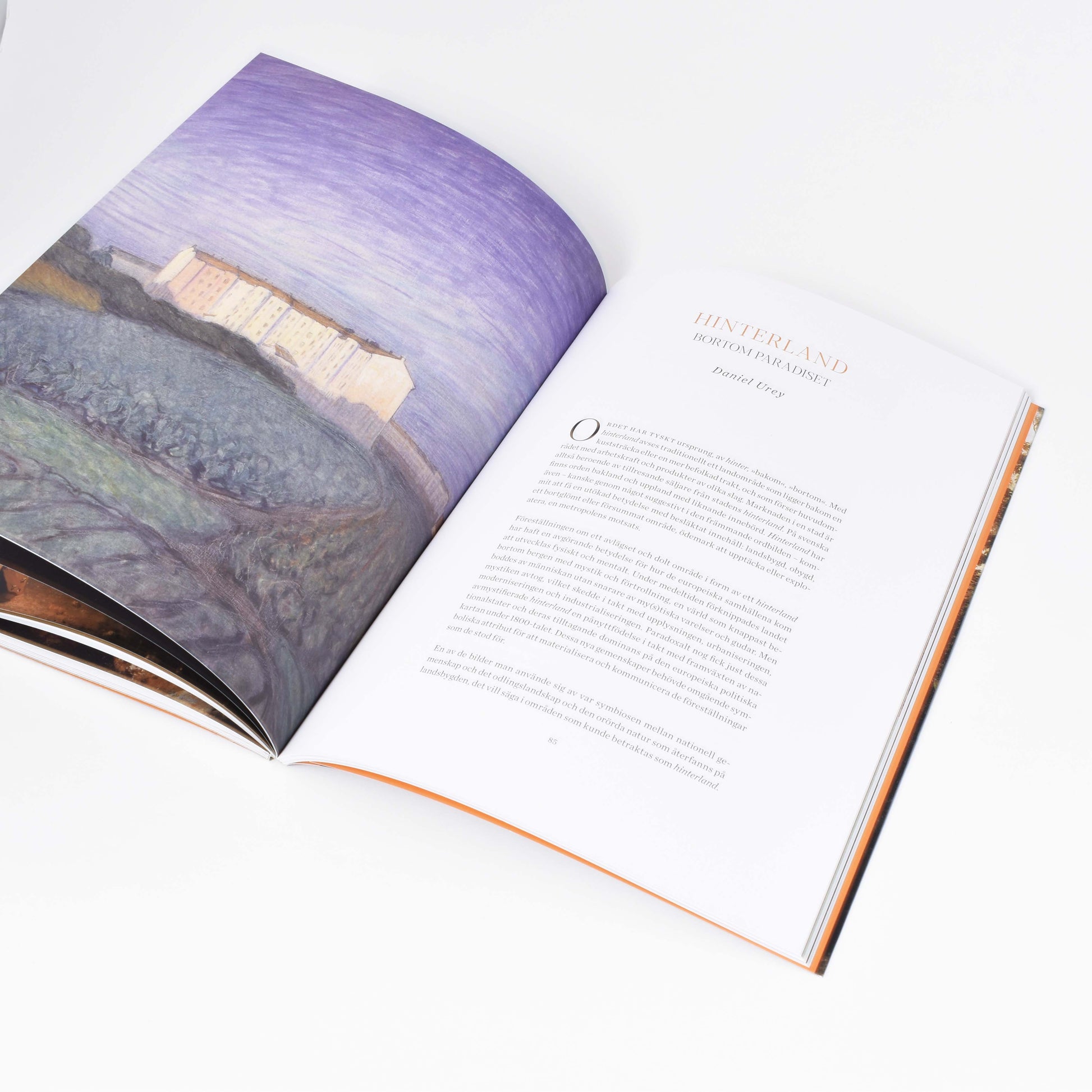 insida av boken "akradien-ett förlorat paradis" med rubriken Hinterland