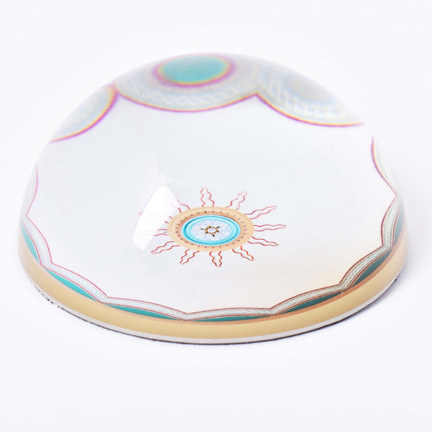 Brevpress i glas med motiv av takrosett i Överintendentens gamla kontor på Nationalmuseum