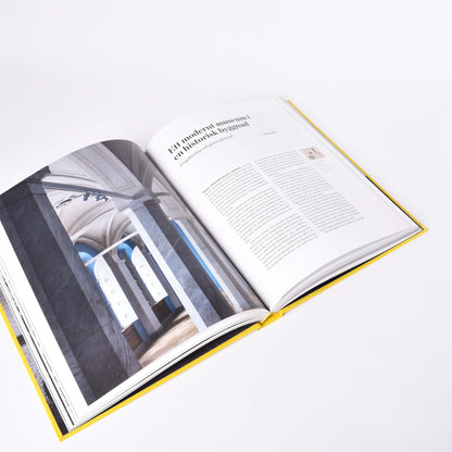 insida i boken Nationalmuseum i nytt ljus med kapitel - från modernt museum till historisk byggnad