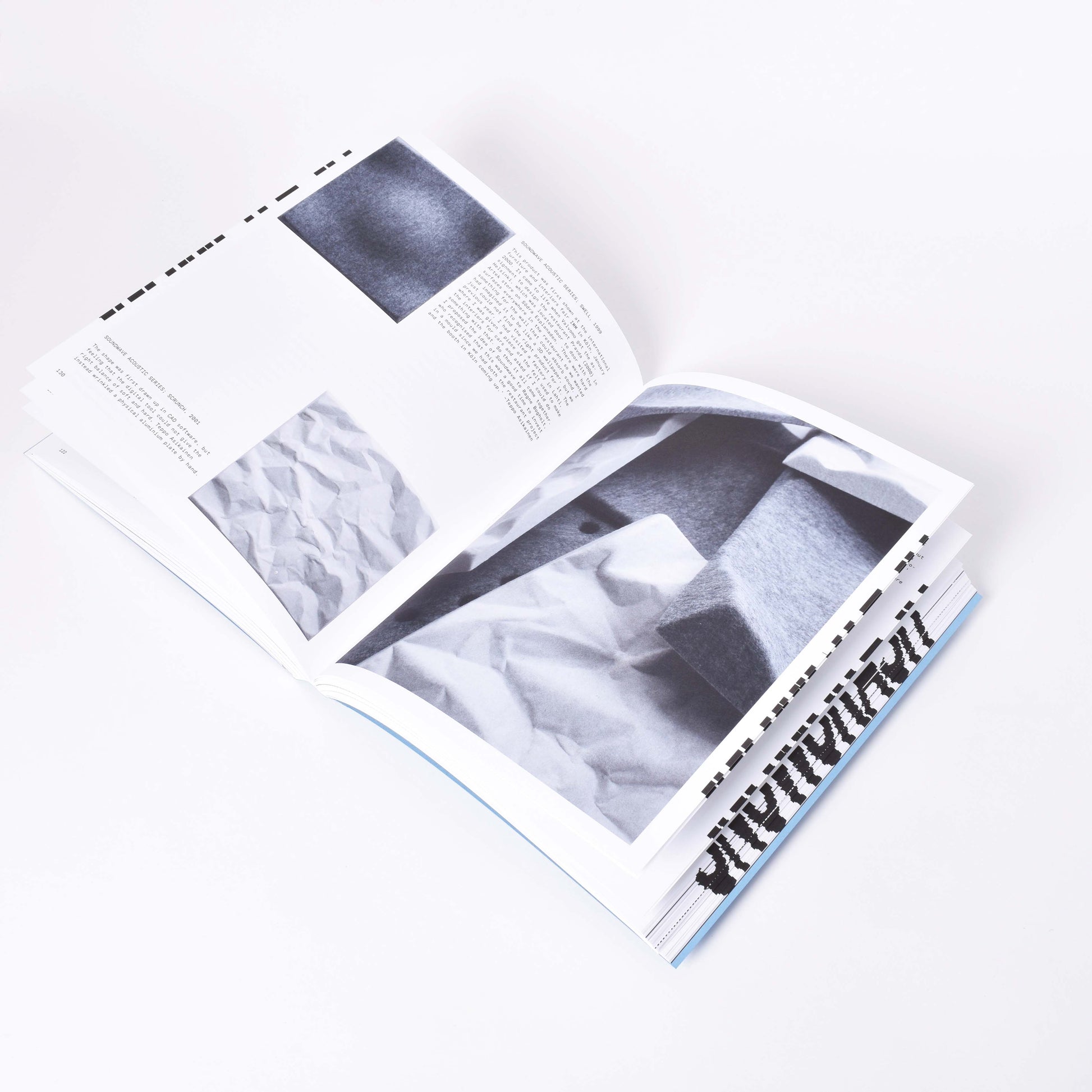 insida i boken Snowcrash med bild på finska textilier