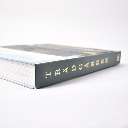 Ryggen på boken Trädgården från NAtionalmuseum