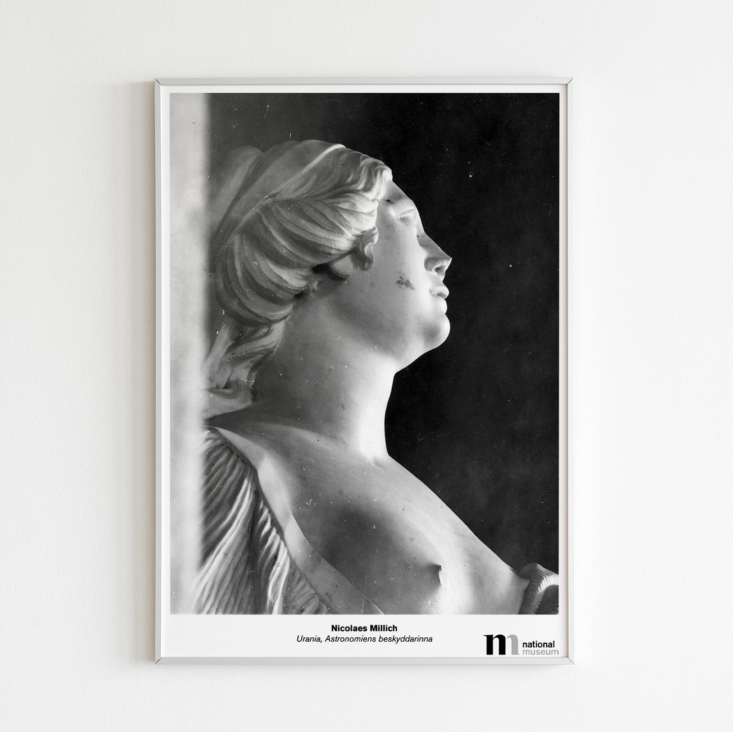 Poster med skulpturen Urania från Nationalmuseum i vit ram