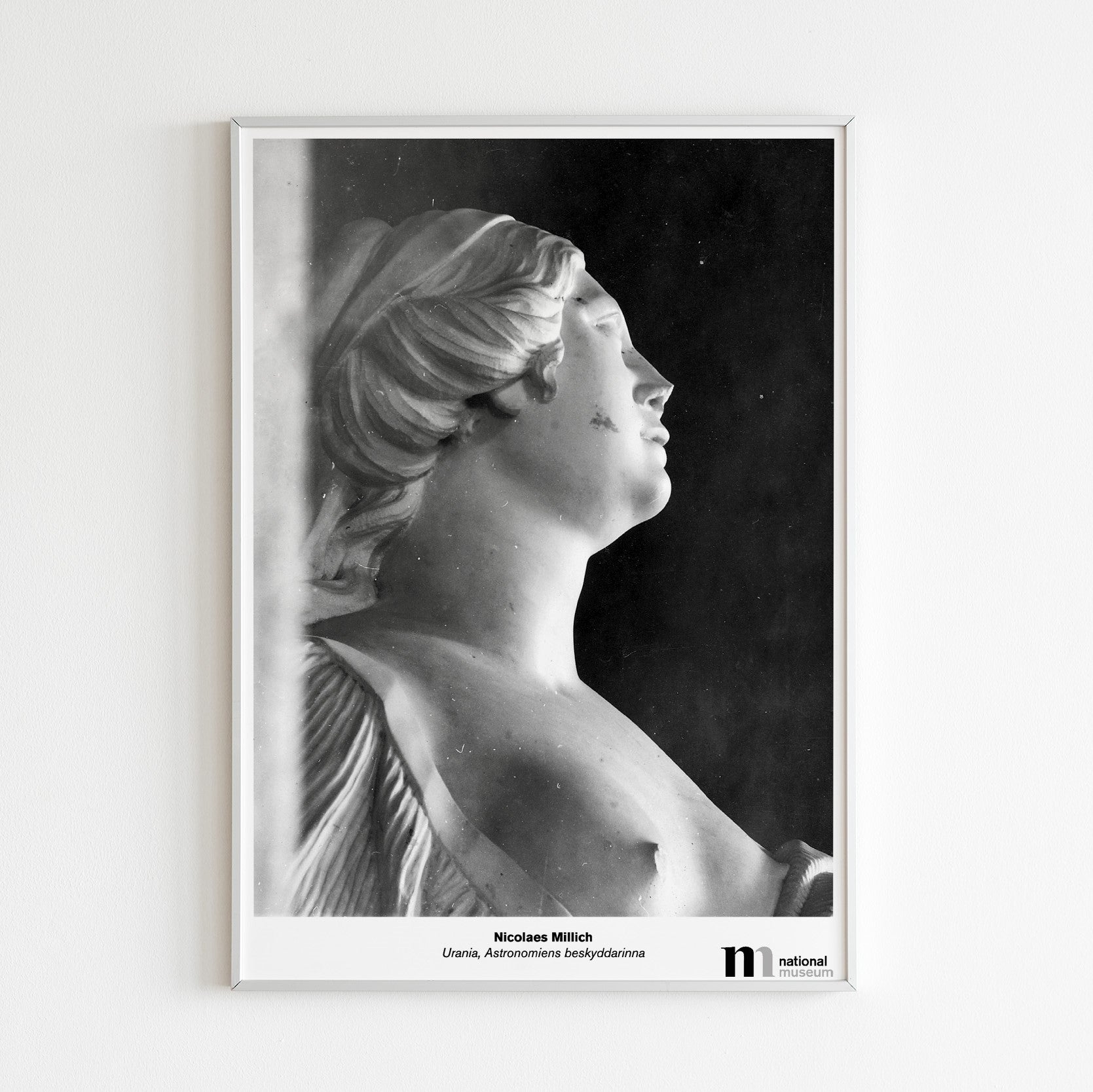 Poster med skulpturen Urania från Nationalmuseum i vit ram